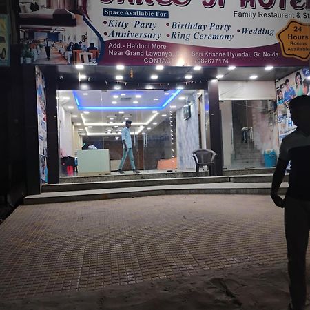 Shree Ji Hotel Greater Noida Ngoại thất bức ảnh